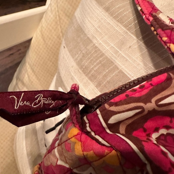 Duffle And Weekender By Vera Bradley Size: Large - Picture 3 of 7